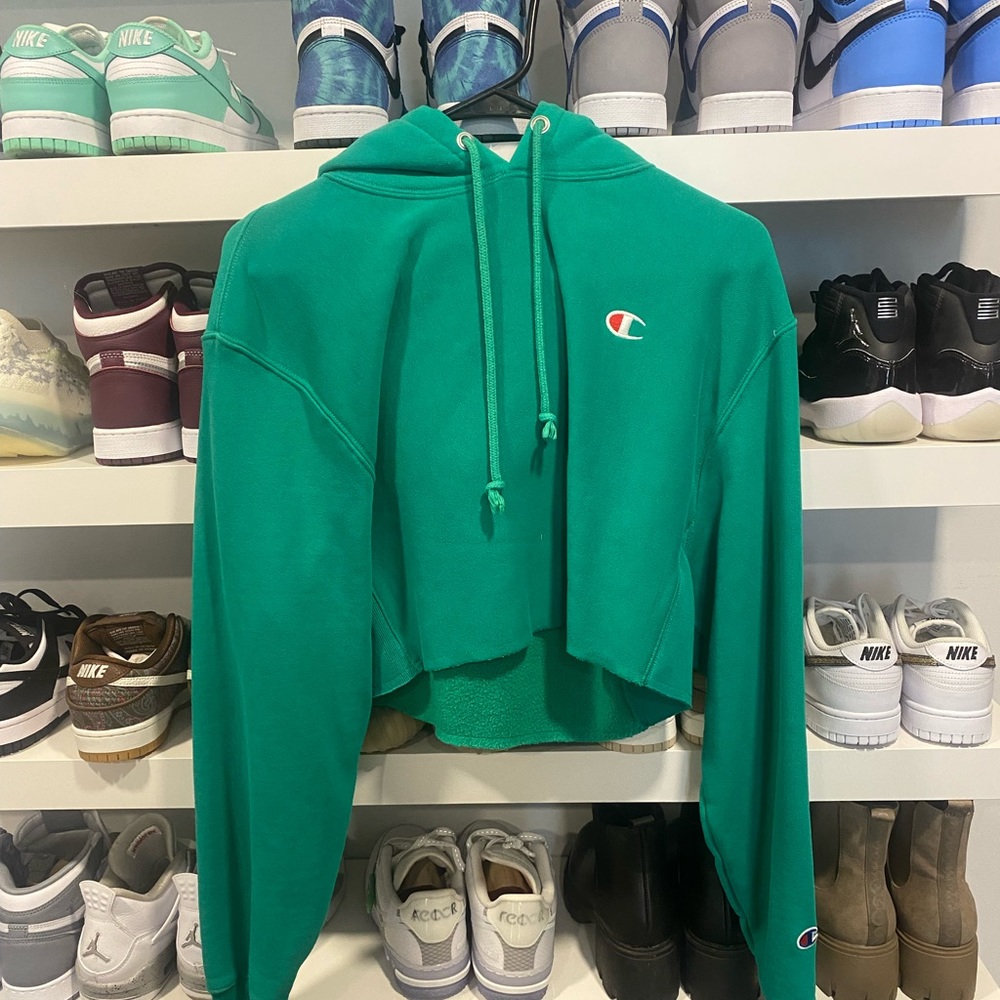 Cropped Champion Hoodie